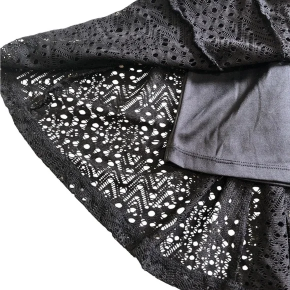 LaVanya Women’s Lace Eyelet Swing Top 1X Black Built-in Tank Top Half Sleeve - Picture 5 of 8